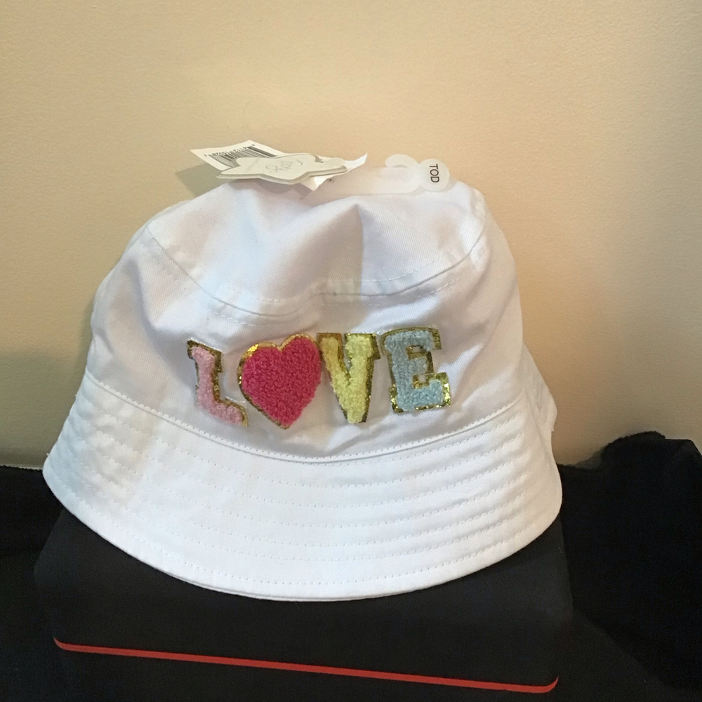 Toby Toddler Bucket Hat White LOVE Applique Heart Girl Sun Cap